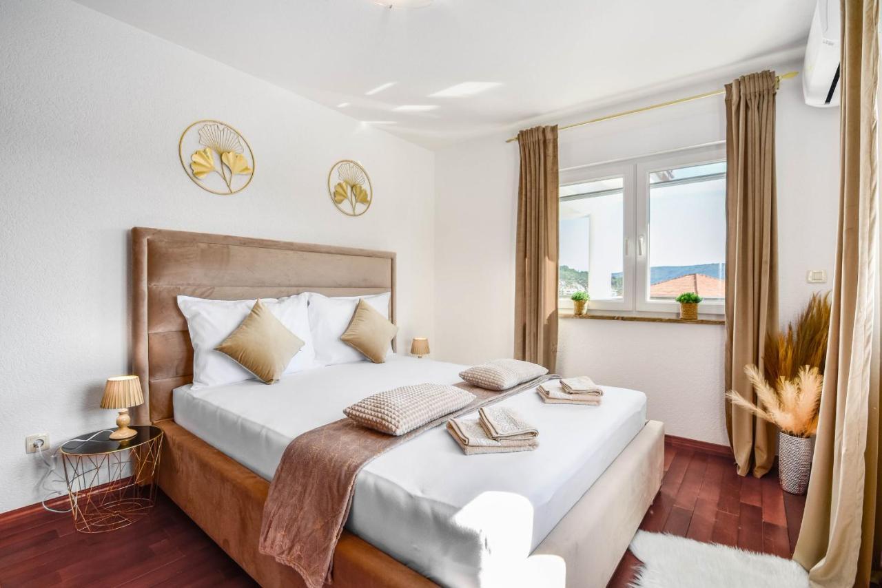 Luxury Villa Ivana 玛里纳 外观 照片